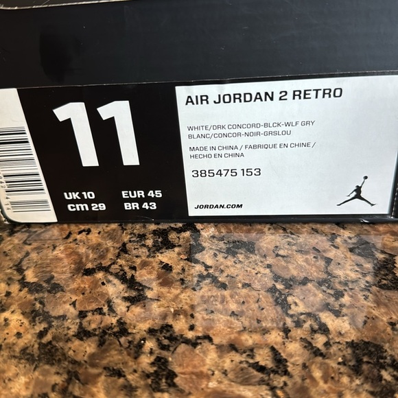 Jordan retro 2 dark concord sneakers - White and PurpleEUC 11 - Picture 11 of 12